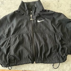Women’s Nike crop jacket xsmall
